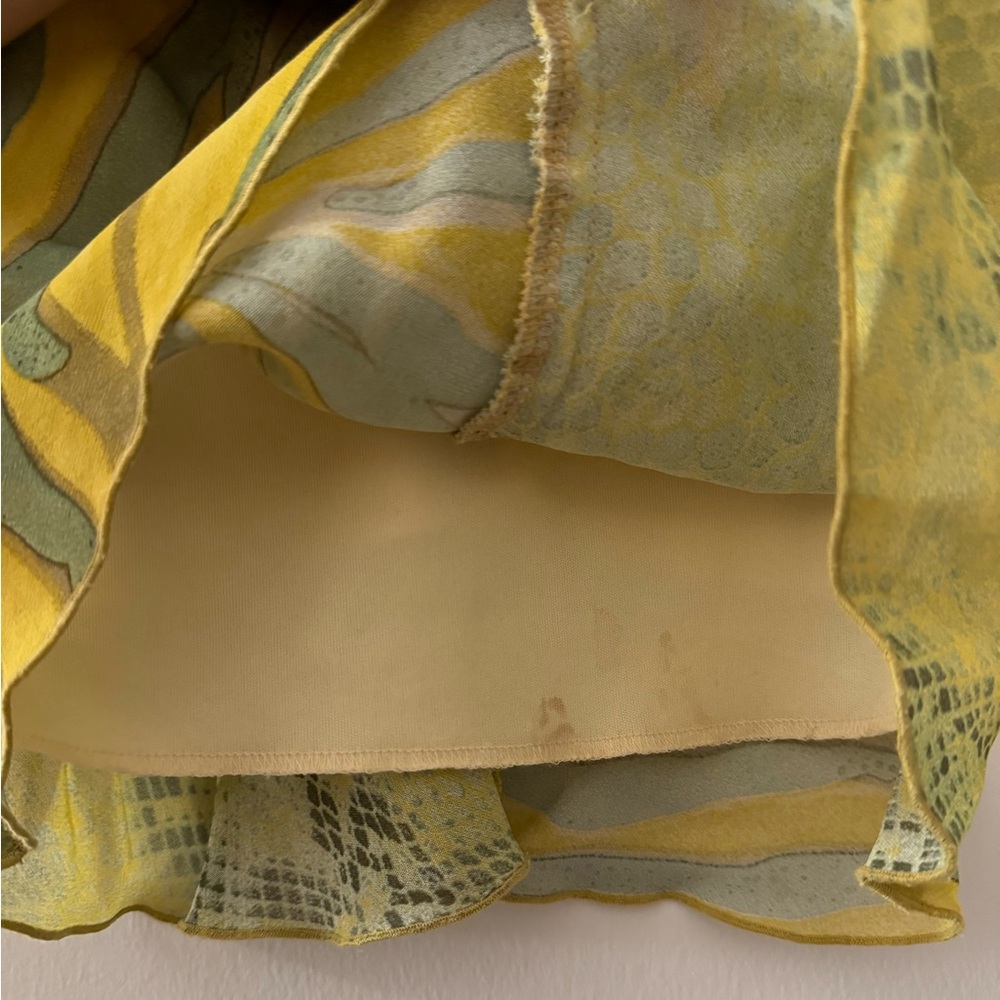 ONE OF A KIND Green and Yellow Cache Top - Picture 6 of 6